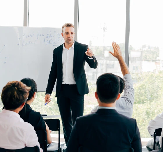 Formación y workshops — el servicio en contexto